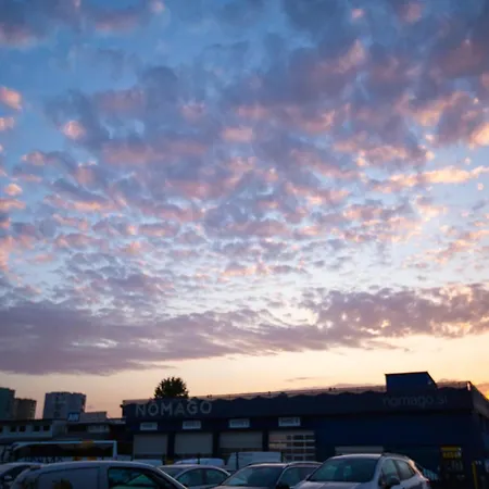 ホステル Aisha